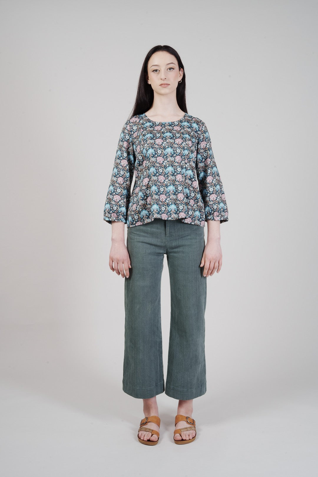 Aligned Air Blouse - Navy Floral