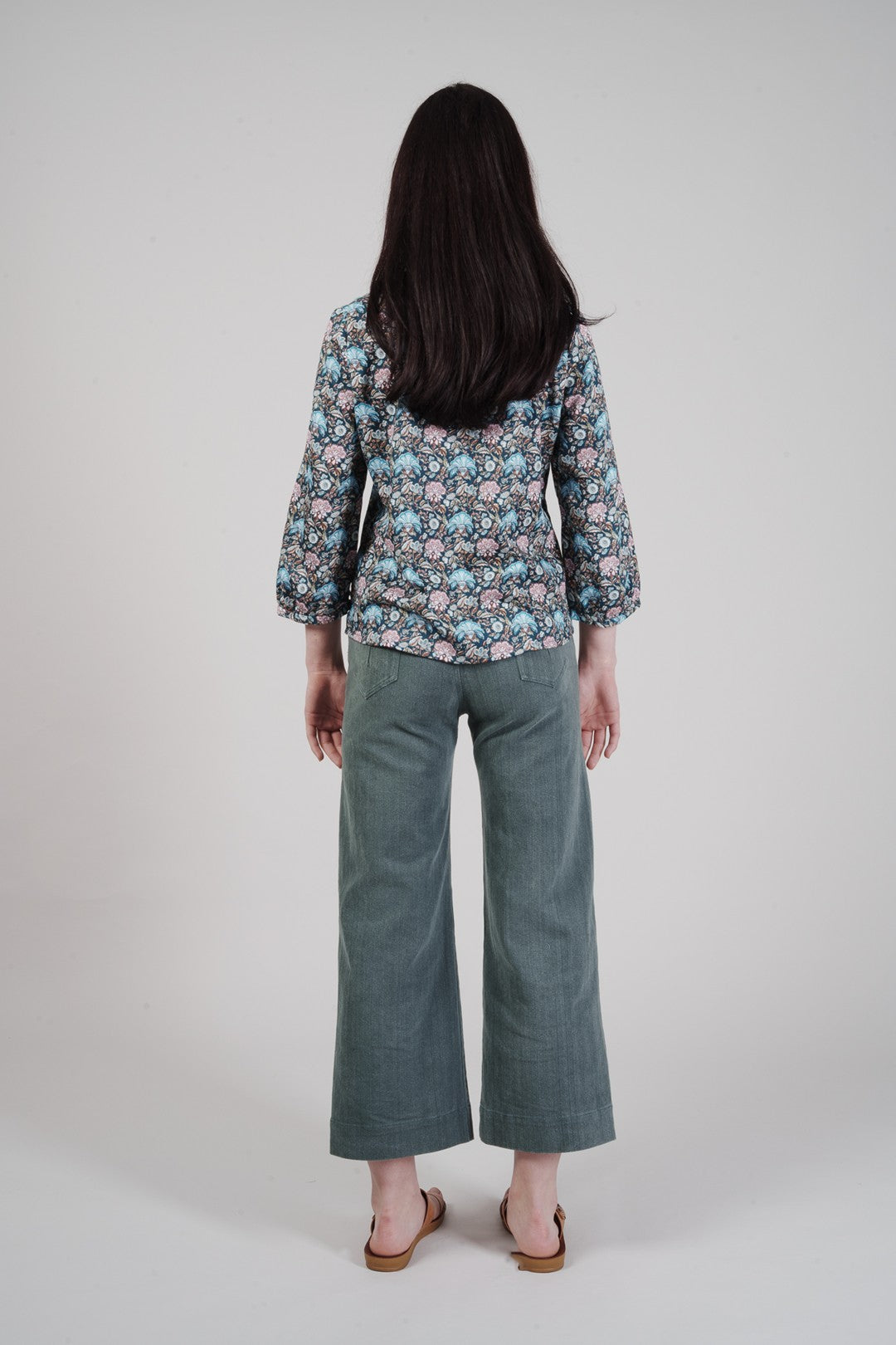Aligned Air Blouse - Navy Floral