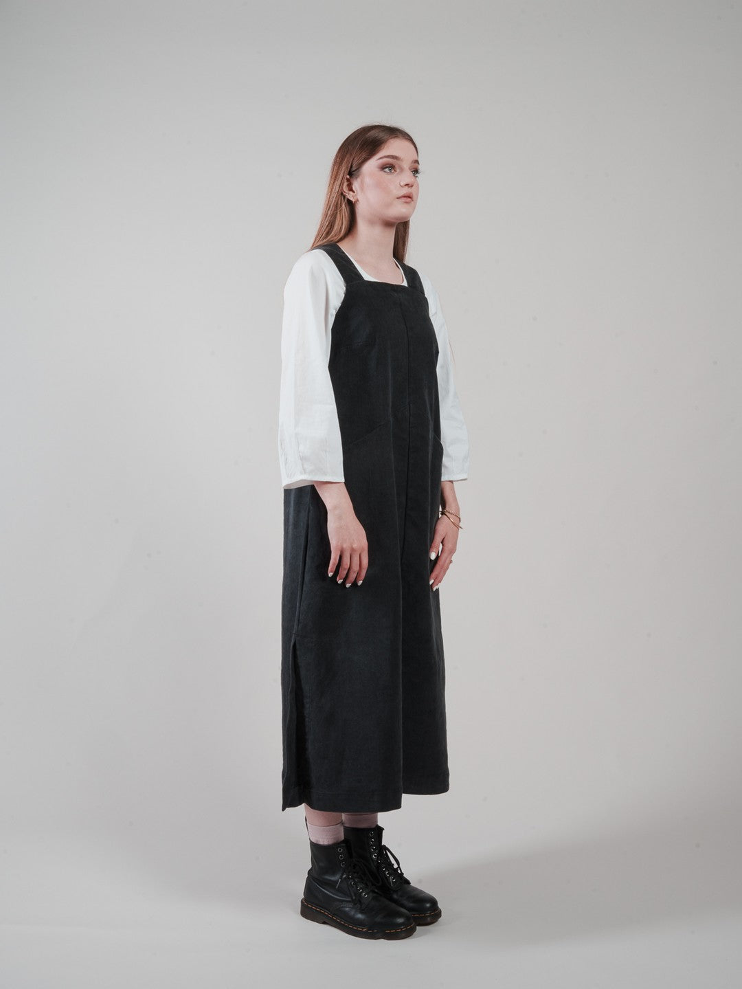Boardroom Pinny - Black Stretch Denim