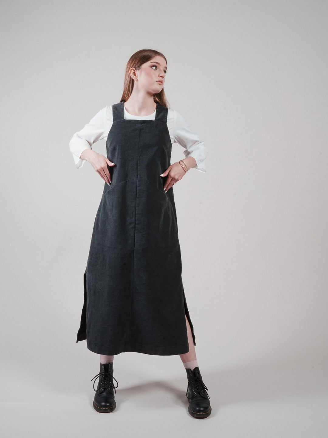 Boardroom Pinny - Black Stretch Denim
