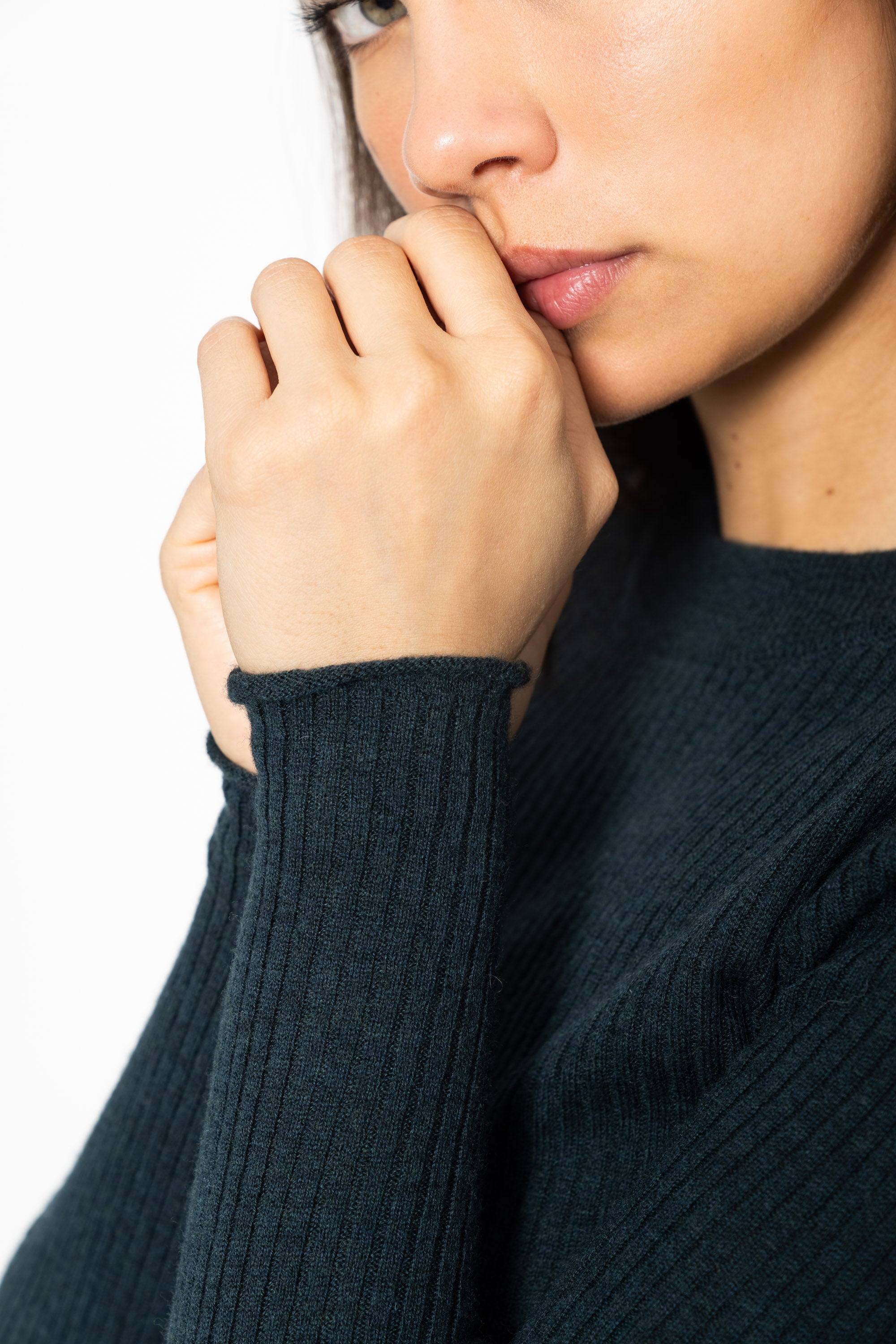 DINADI Merino Fitted Rib Sweater - Peacock Green