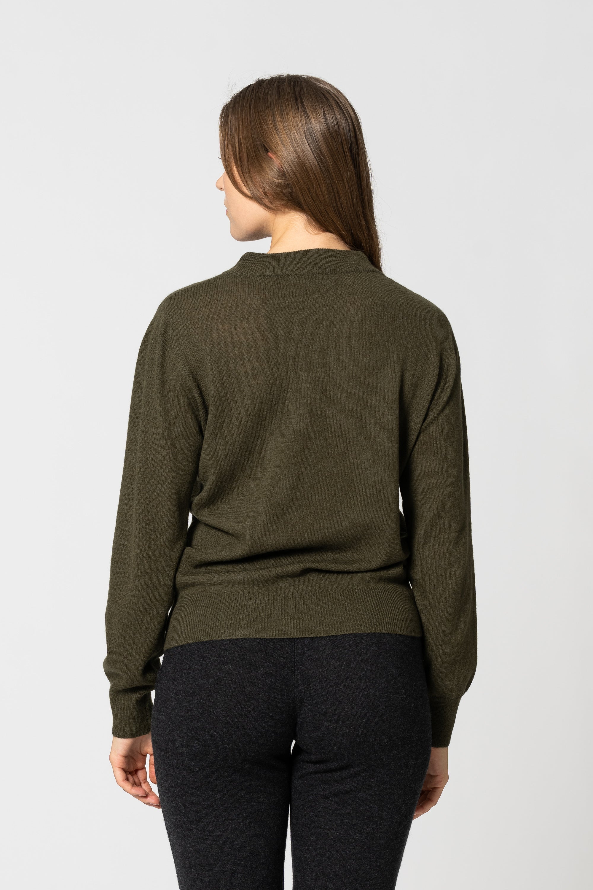 DINADI Merino O-Neck Sweater - Olive Green