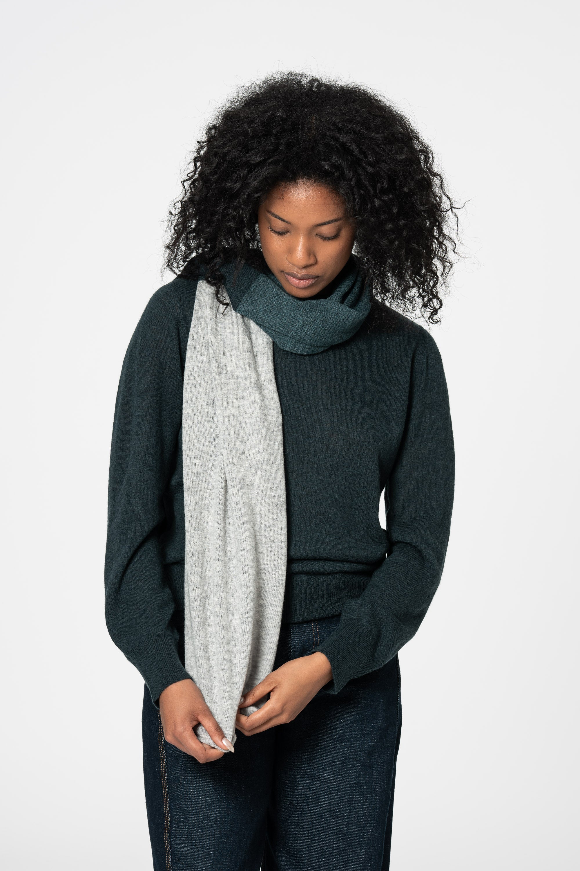 DINADI Merino Scarf - Peacock Blocked