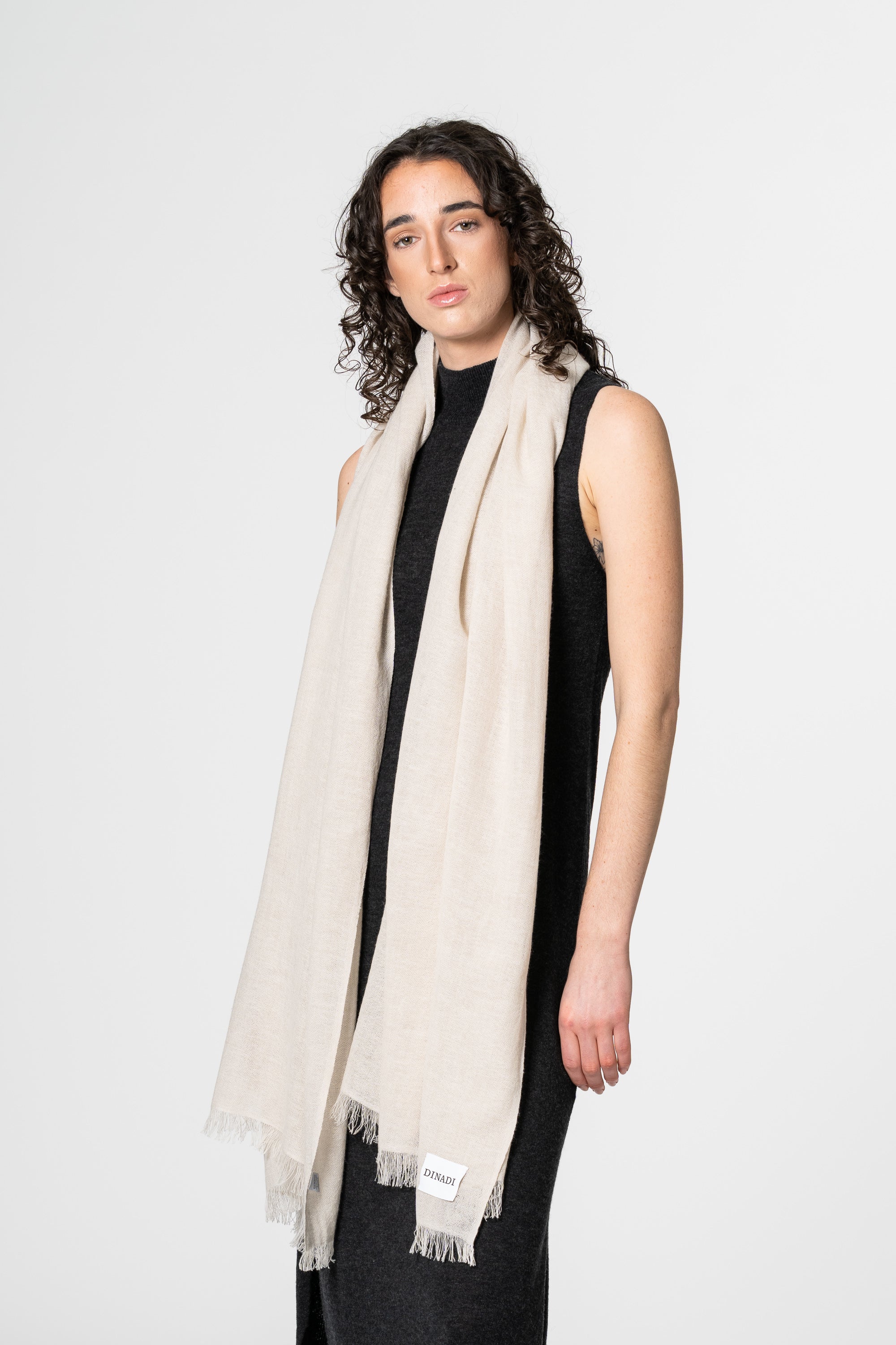 DINADI Merino Woven Scarf - Almond White