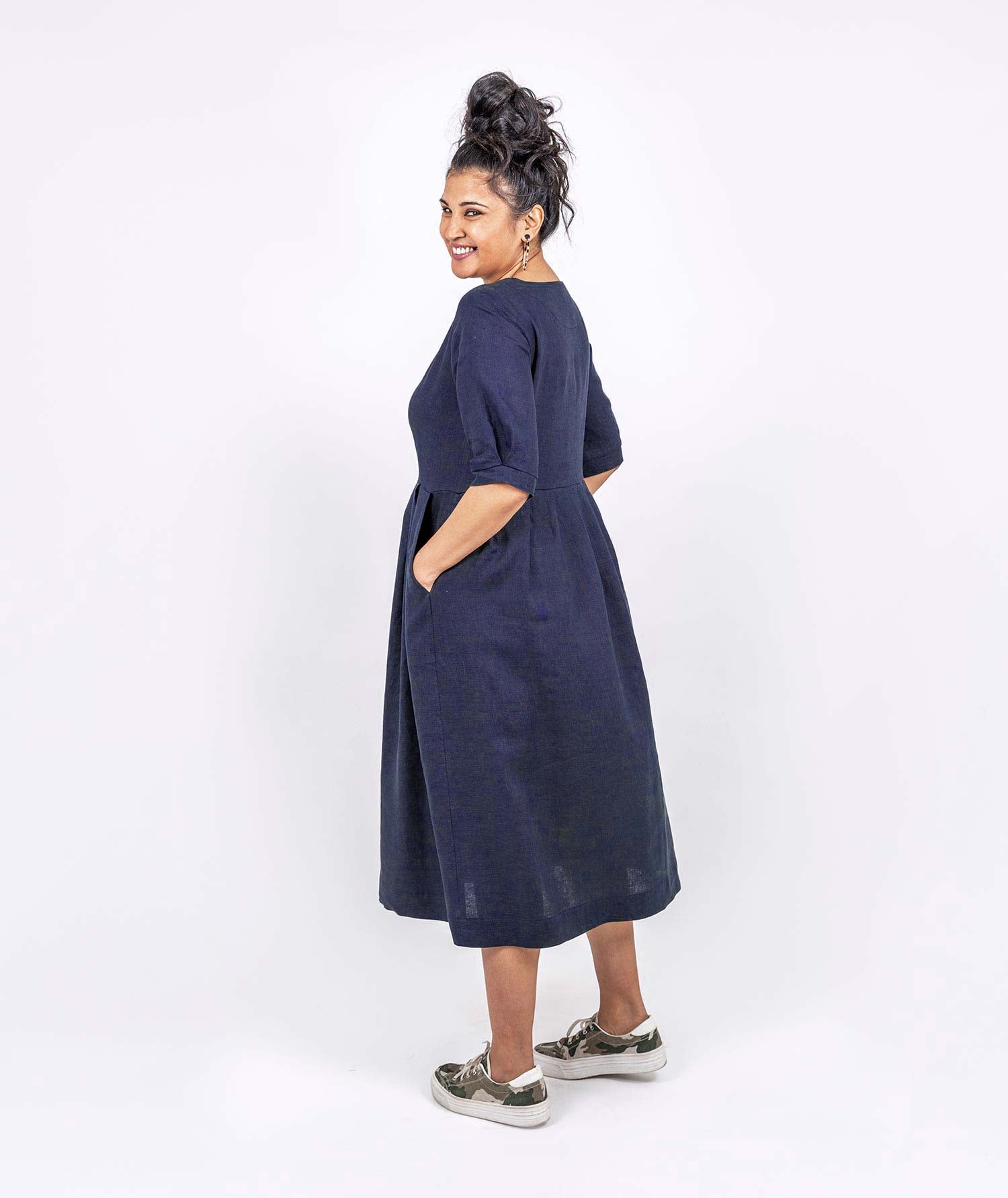 Pleated Linen Dress - Midnight Navy